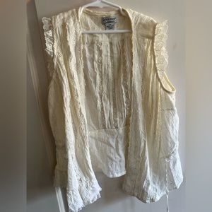 Guess Jeans cream top